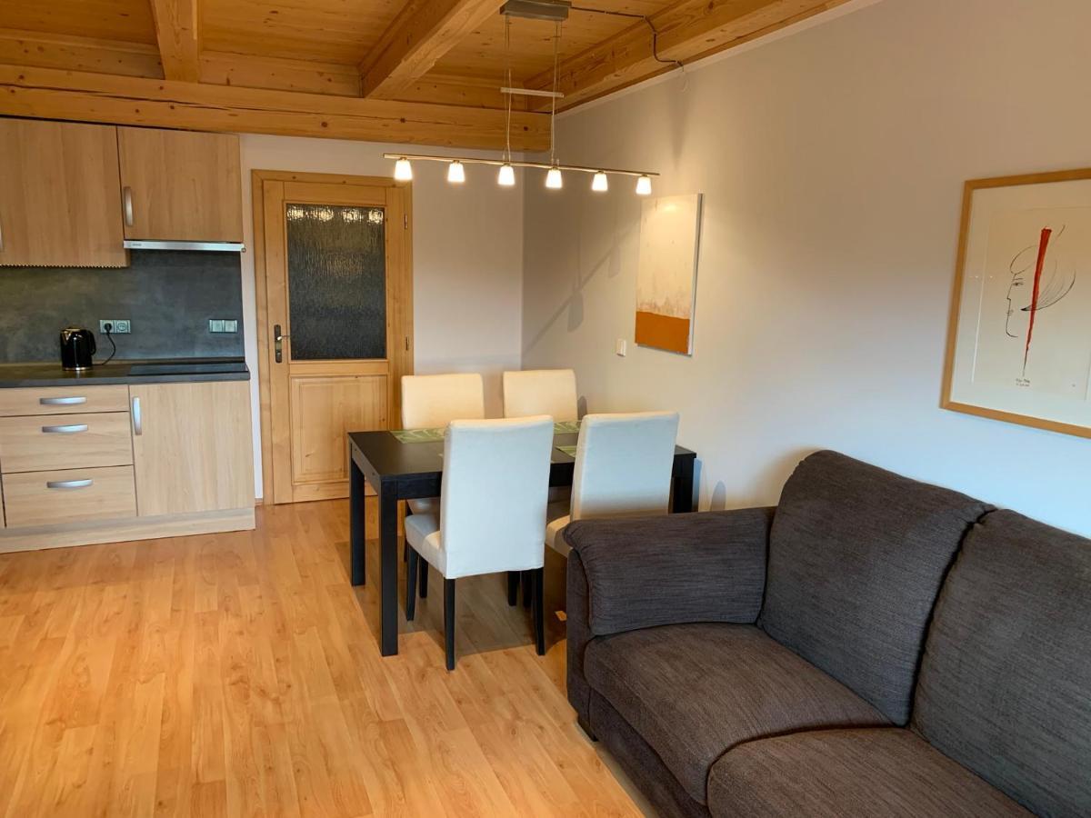 Roudnice Apartman Mezi Kopci - Mid Hills Apartment מראה חיצוני תמונה